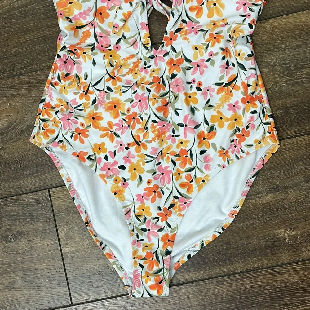 NWT Jessica Simpson Sunset Multi One-Piece Swimsuit, Size M